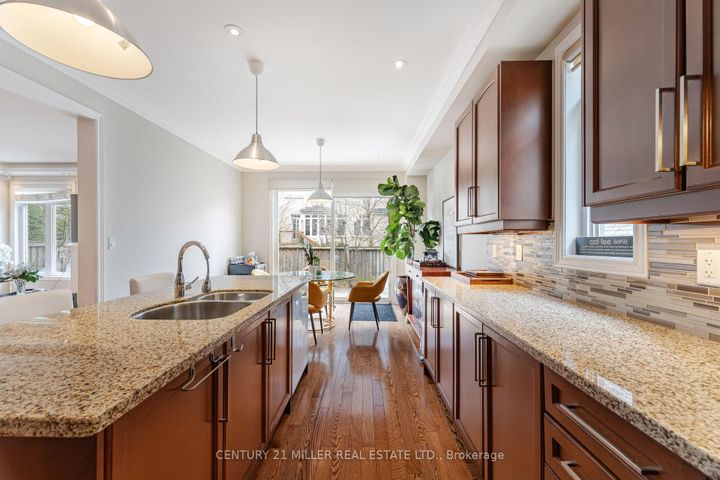 Photo 11 at 2098 Wildfel Way, BC Bronte Creek, Oakville