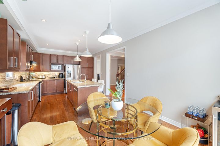 Photo 18 at 2098 Wildfel Way, BC Bronte Creek, Oakville