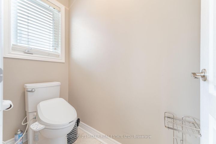 Photo 31 at 2098 Wildfel Way, BC Bronte Creek, Oakville