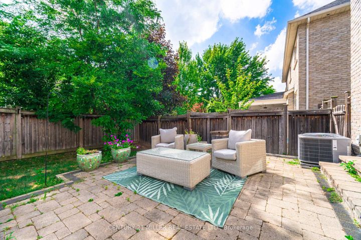 Photo 44 at 2098 Wildfel Way, BC Bronte Creek, Oakville