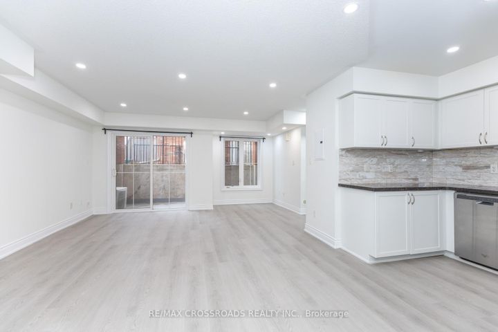 Photo 13 at 16 - 2460 Post Road, RO River Oaks, Oakville