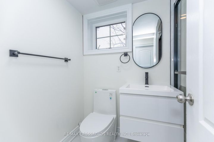 Photo 23 at 16 - 2460 Post Road, RO River Oaks, Oakville