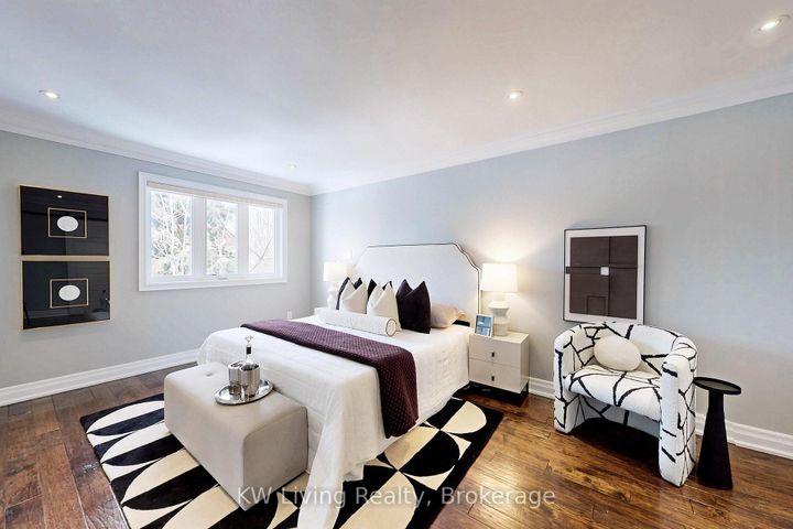 Photo 14 at 29 Mayfair Court, Bayview Hill, Richmond Hill