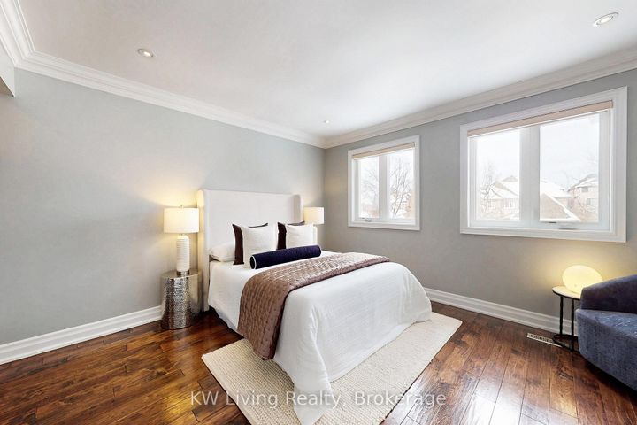 Photo 20 at 29 Mayfair Court, Bayview Hill, Richmond Hill