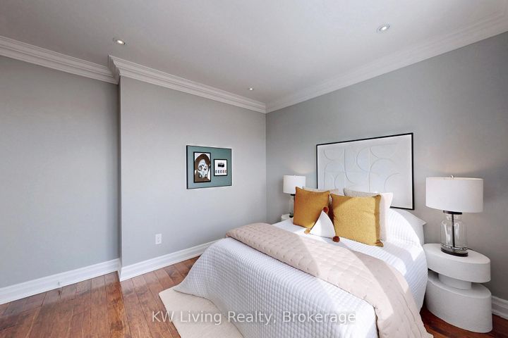 Photo 23 at 29 Mayfair Court, Bayview Hill, Richmond Hill