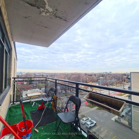 Photo 9 at 703 - 825 Kennedy Road, Ionview, Toronto