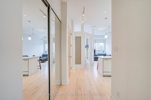 Photo 7 at 406 - 562 Eglinton Avenue E, Mount Pleasant East, Toronto