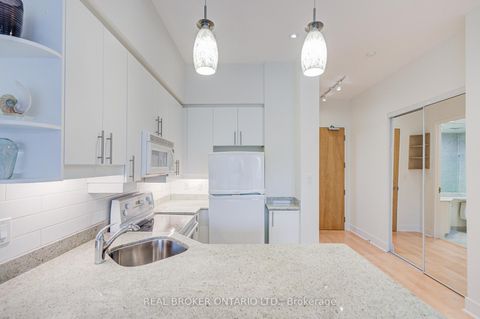 Photo 10 at 406 - 562 Eglinton Avenue E, Mount Pleasant East, Toronto