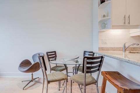 Photo 12 at 406 - 562 Eglinton Avenue E, Mount Pleasant East, Toronto