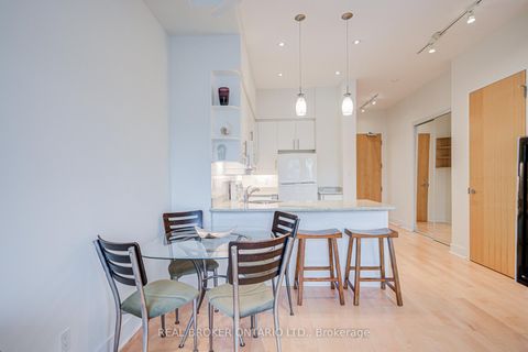 Photo 14 at 406 - 562 Eglinton Avenue E, Mount Pleasant East, Toronto