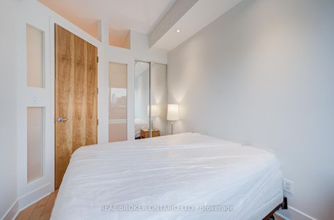 Photo 19 at 406 - 562 Eglinton Avenue E, Mount Pleasant East, Toronto