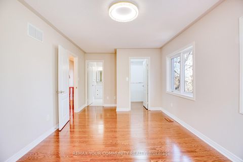 Photo 5 at 57 Abilene Court, Westbrook, Richmond Hill