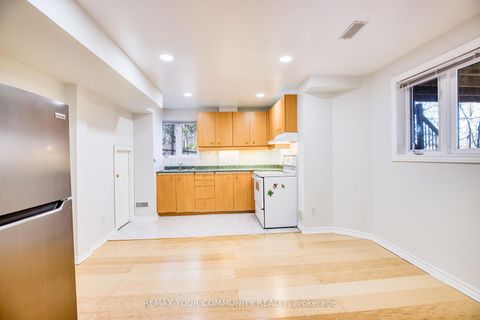 Photo 21 at 57 Abilene Court, Westbrook, Richmond Hill