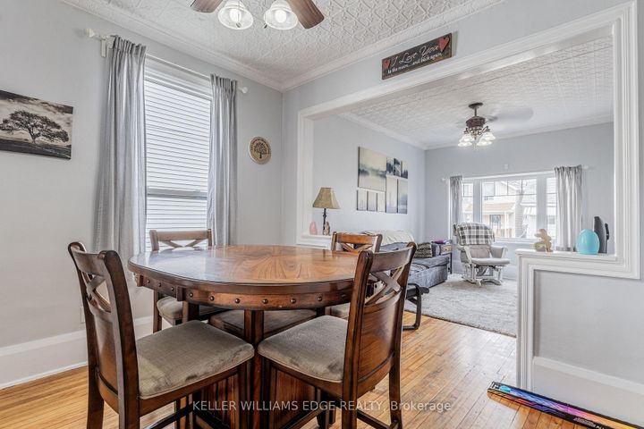 Photo 7 at 20 Cambridge Avenue, Crown Point, Hamilton