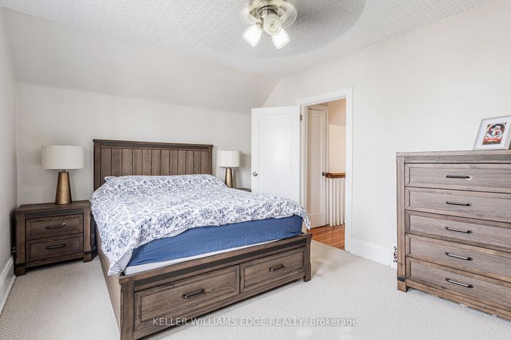 Photo 18 at 20 Cambridge Avenue, Crown Point, Hamilton