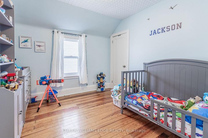 Photo 20 at 20 Cambridge Avenue, Crown Point, Hamilton