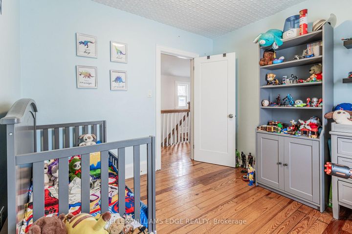 Photo 21 at 20 Cambridge Avenue, Crown Point, Hamilton