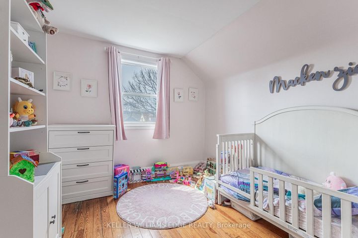 Photo 22 at 20 Cambridge Avenue, Crown Point, Hamilton