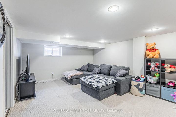 Photo 24 at 20 Cambridge Avenue, Crown Point, Hamilton