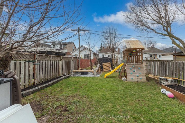 Photo 33 at 20 Cambridge Avenue, Crown Point, Hamilton