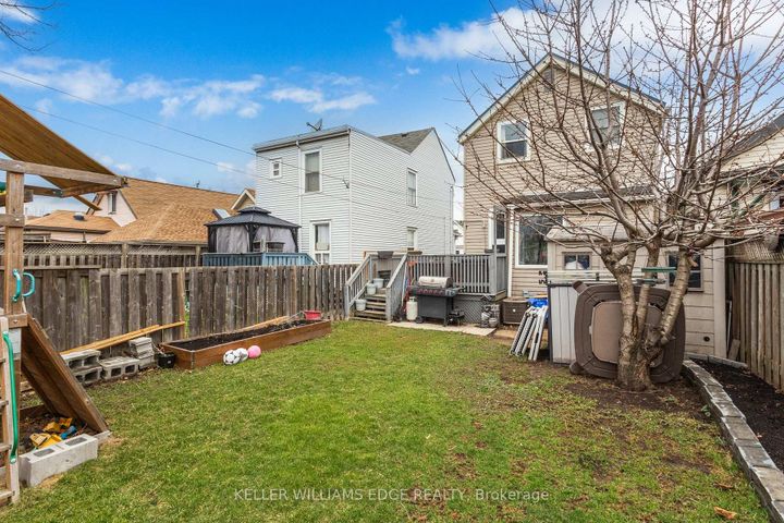 Photo 34 at 20 Cambridge Avenue, Crown Point, Hamilton