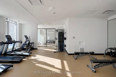 Photo 16 at 218 - 6 David Eyer Road, Rural Richmond Hill, Richmond Hill