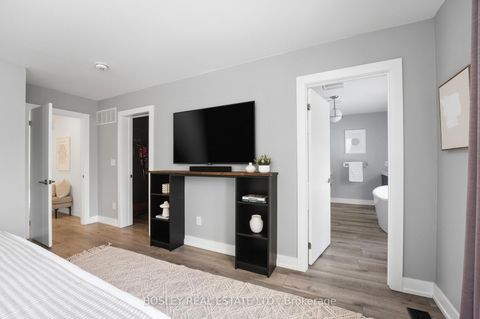 Photo 17 at 23 White Birch Road, Cliffside, Toronto