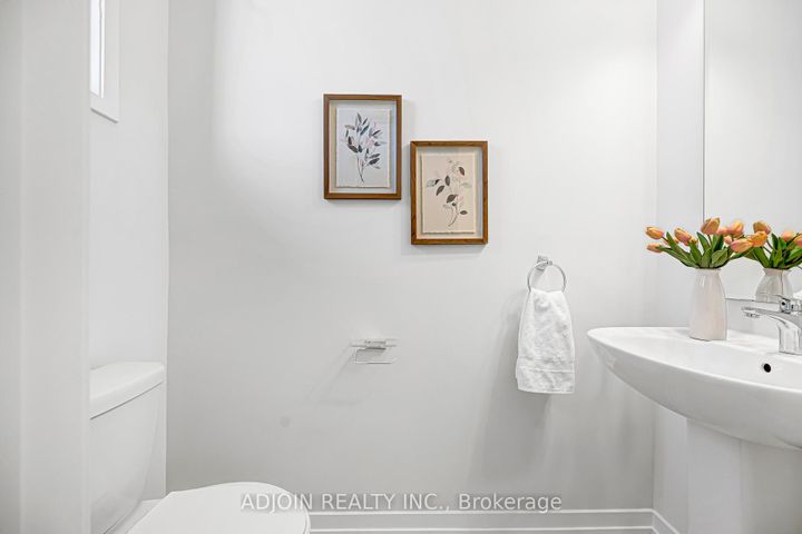 Photo 8 at 525 Marc Santi Boulevard, Patterson, Vaughan