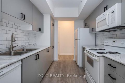 Photo 8 at 402 - 100 Dean Avenue, Painswick South, Barrie