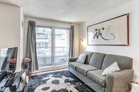 Photo 10 at 911 - 230 King Street E, Moss Park, Toronto