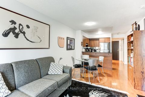 Photo 12 at 911 - 230 King Street E, Moss Park, Toronto