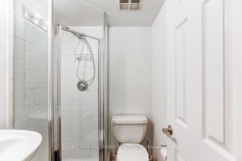 Photo 14 at 911 - 230 King Street E, Moss Park, Toronto