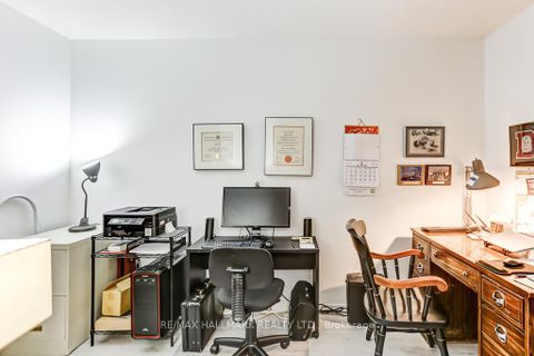 Photo 15 at 911 - 230 King Street E, Moss Park, Toronto