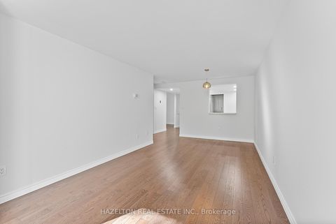 Photo 4 at 211 - 225 Davenport Road, Annex, Toronto