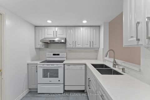 Photo 8 at 211 - 225 Davenport Road, Annex, Toronto