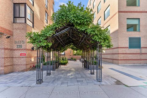 Photo 29 at 211 - 225 Davenport Road, Annex, Toronto