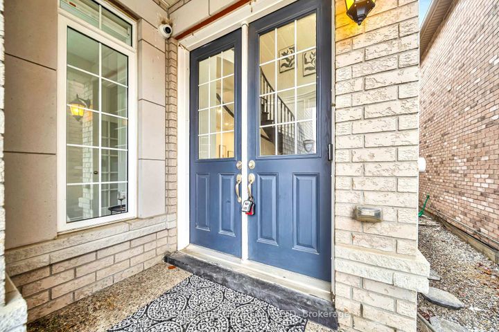 Photo 1 at 41 Hoxton Road, Northwest Brampton, Brampton