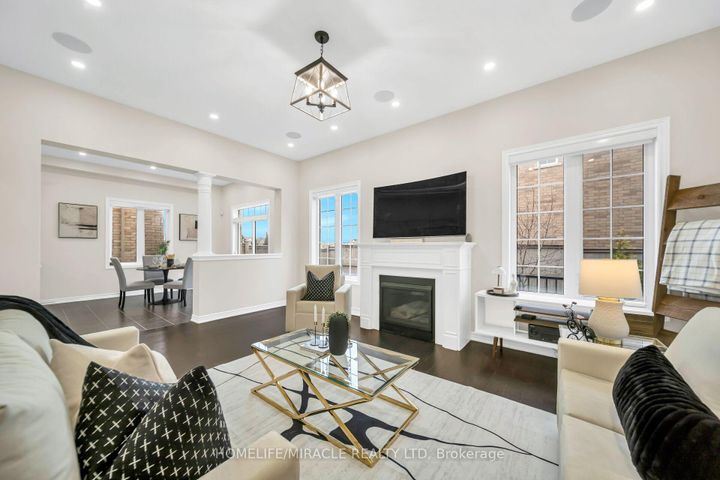 Photo 13 at 41 Hoxton Road, Northwest Brampton, Brampton