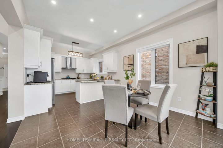 Photo 15 at 41 Hoxton Road, Northwest Brampton, Brampton