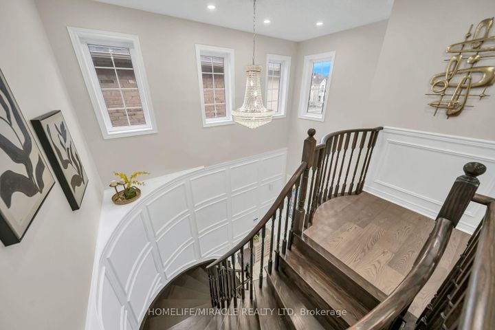 Photo 21 at 41 Hoxton Road, Northwest Brampton, Brampton