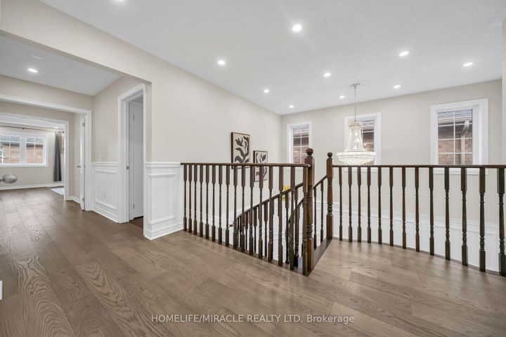 Photo 22 at 41 Hoxton Road, Northwest Brampton, Brampton