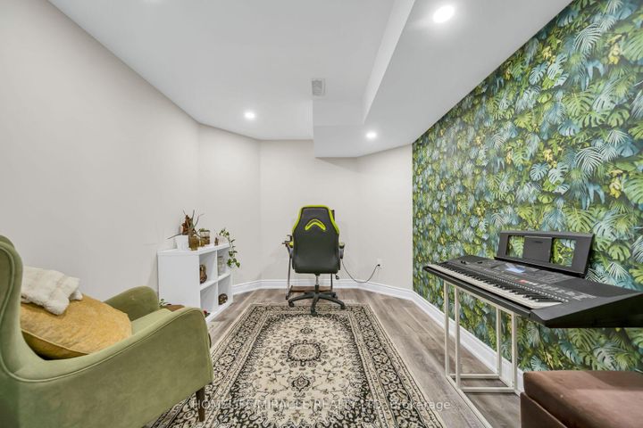 Photo 35 at 41 Hoxton Road, Northwest Brampton, Brampton