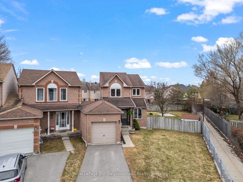 Photo 2 at 61 Fry Crescent, Bowmanville, Clarington