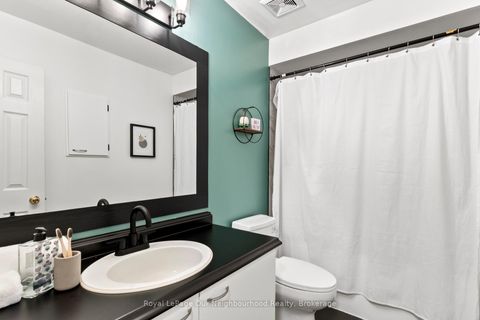 Photo 31 at 61 Fry Crescent, Bowmanville, Clarington