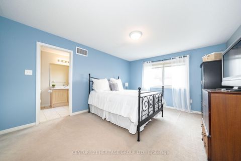 Photo 9 at 126 Lowther Avenue, Oak Ridges, Richmond Hill