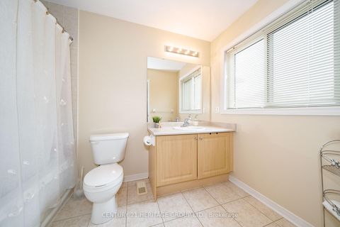 Photo 10 at 126 Lowther Avenue, Oak Ridges, Richmond Hill