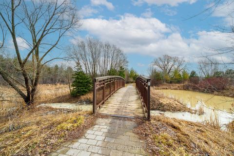 Photo 17 at 126 Lowther Avenue, Oak Ridges, Richmond Hill