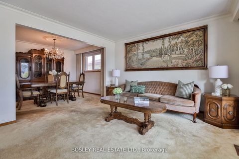 Photo 9 at 61 Bartel Drive, Jane Heights, Toronto