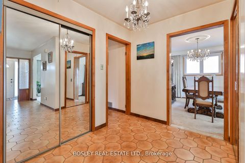 Photo 11 at 61 Bartel Drive, Jane Heights, Toronto