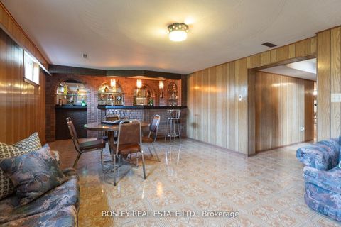 Photo 31 at 61 Bartel Drive, Jane Heights, Toronto